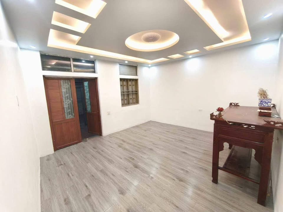 Bán đất tặng nhà cấp 4 tại Cẩm Bình 105m² - Ô tô đỗ cửa, nở hậu!