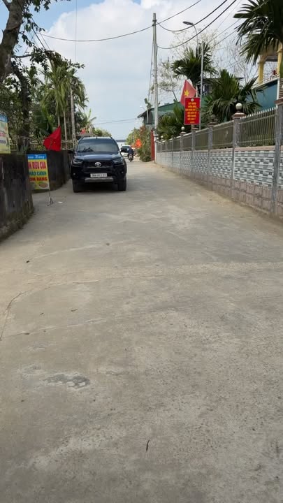 Đất nền Sơn Giang Hương Sơn 189m² giá 900 triệu - Gần trường tiểu học