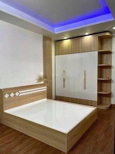 Nhà cho thuê 1 tầng tại ngõ 93 Hoàng Văn Thái, 103m² - Tiện nghi đầy đủ, vào ở ngay!