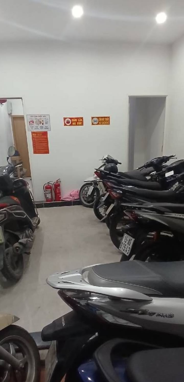 Nhà phố Láng Hạ, Đống Đa 60m² giá 11.5 tỷ - Doanh thu ổn định, đầy đủ nội thất!