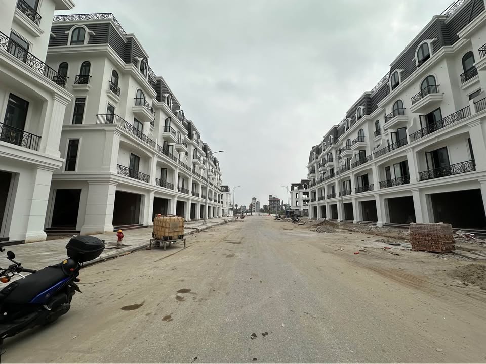 Townhouse Vĩnh Hải 82.5m² giá 9 tỷ - Cắt lỗ sâu, mặt tiền 2 hướng!