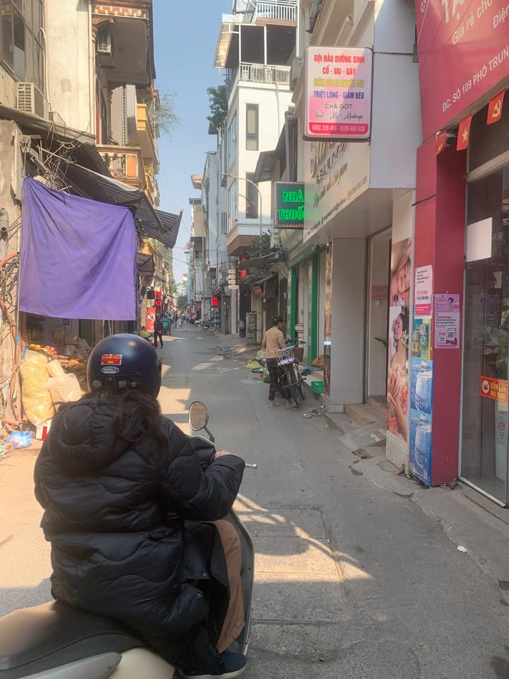 Mặt phố Trung Liệt Đống Đa 33m² giá 15 tỷ - Kinh doanh đỉnh cao, ô tô qua nhà!