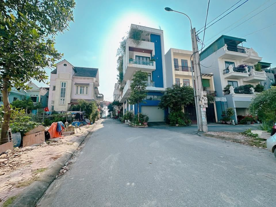 Đất nền Khu Ao Thành Đội, Việt Trì 210m² giá 10.5 tỷ - Đầu tư sinh lời ngay!