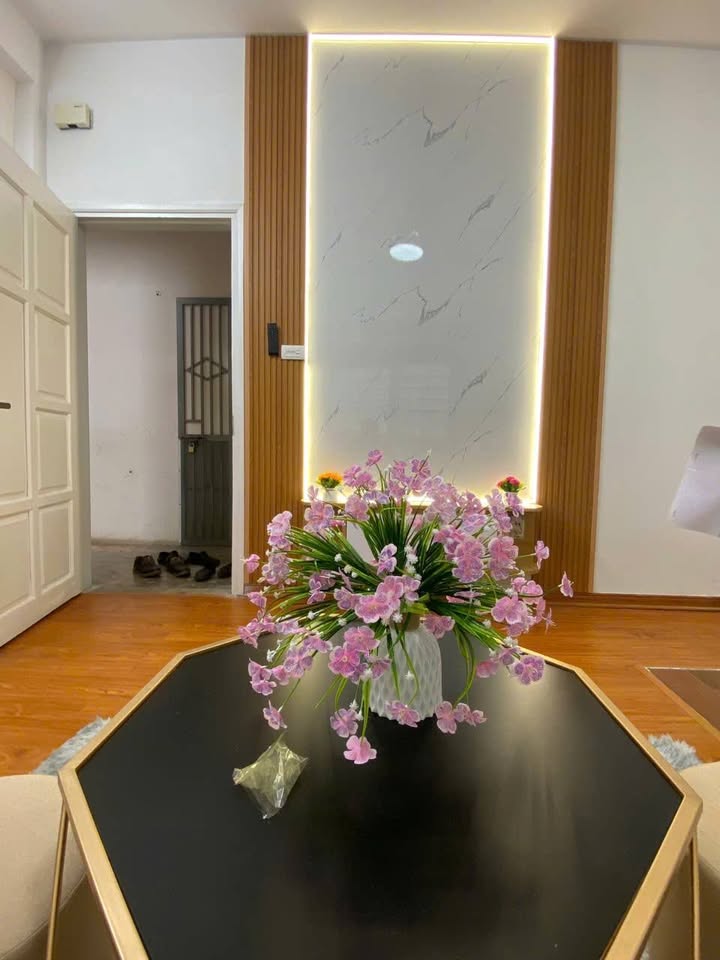 Chung cư Nhật Tảo 41m² giá 2.6 tỷ - Căn góc thoáng mát, chính chủ bán!