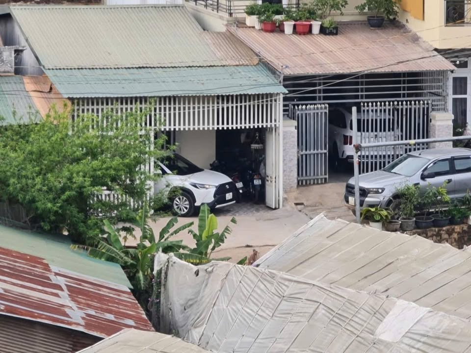 Nhà kiên cố Khu T21, Đà Lạt 135m² giá 3,1 tỷ - An cư lý tưởng!