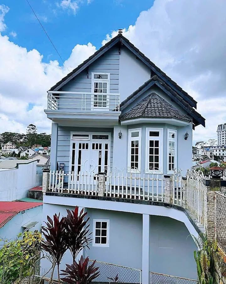 Nhà 2 mặt tiền Nguyễn Du Đà Lạt 267m² giá 11 tỷ - Cơ hội đầu tư hấp dẫn!