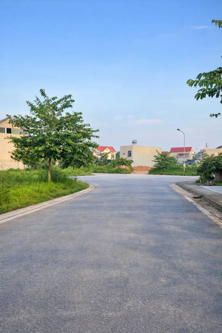 Lô đất TĐC Tân Hoa 1 Đồng Tiến 100m² giá 2.2 tỷ - Đầu tư sinh lời ngay!