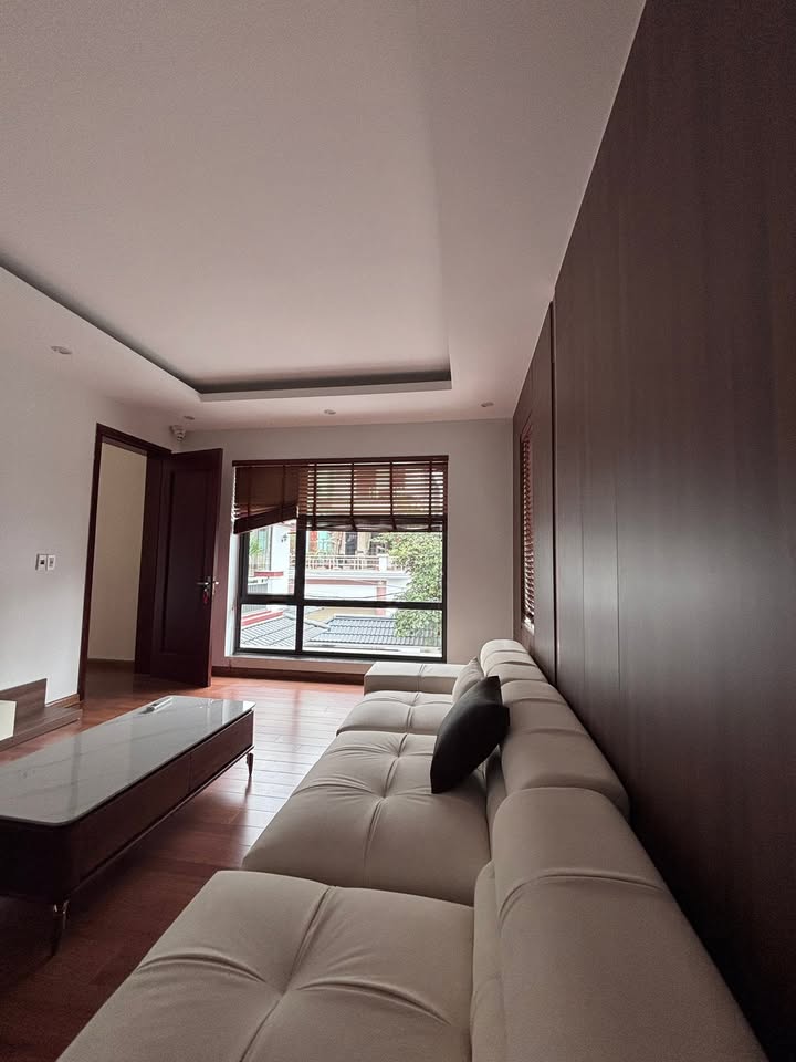 Biệt thự Townhouse Phan Đình Phùng 250m² giá 9.5 tỷ - Sẵn sàng vào ở ngay!