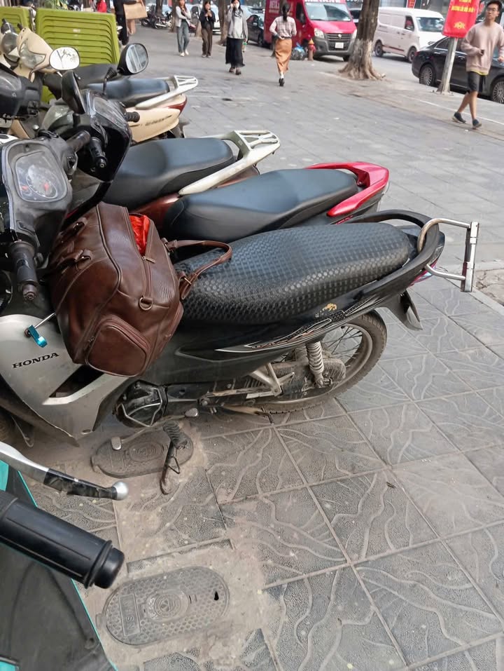 Mặt bằng kinh doanh mặt phố Duy Tân 120m² giá 55 triệu - Vị trí sầm uất bậc nhất Hà Nội!