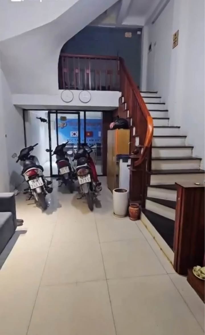 Nhà 5 tầng đường Phùng Hưng, Hà Đông 40m² giá 10 tỷ - Chính chủ bán ngay!