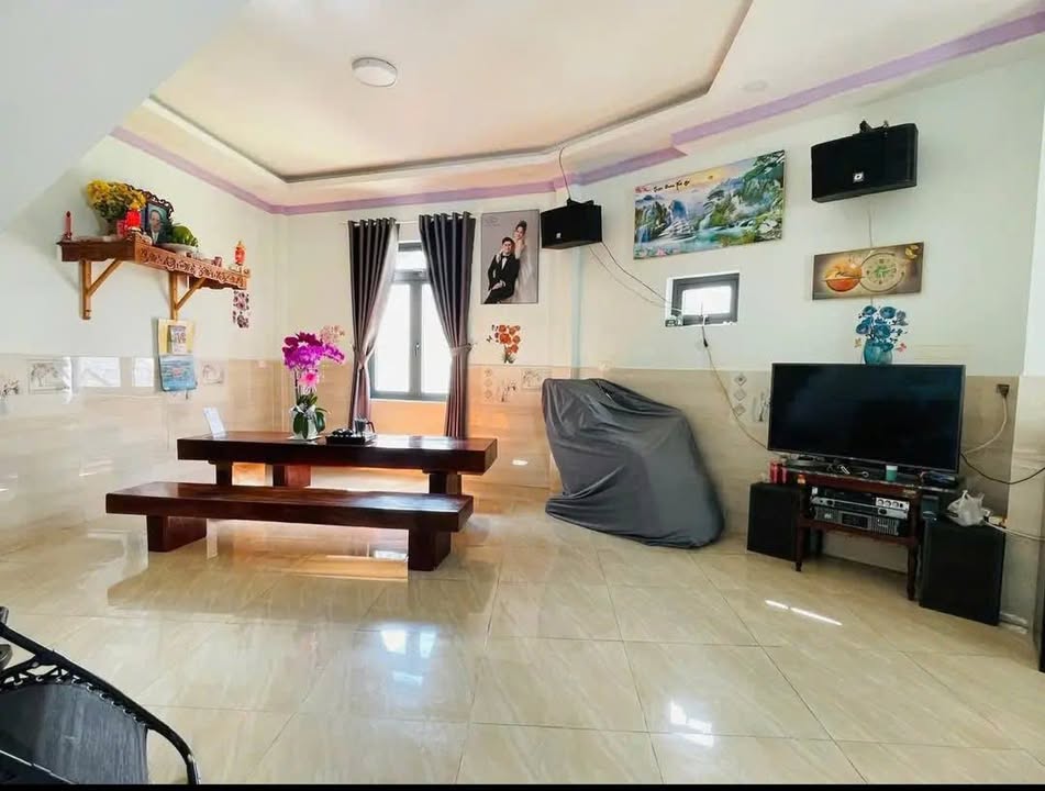 Nhà 2 tầng Đà Lạt 102m² giá 3.6 tỷ - Đầu tư sinh lời cao!