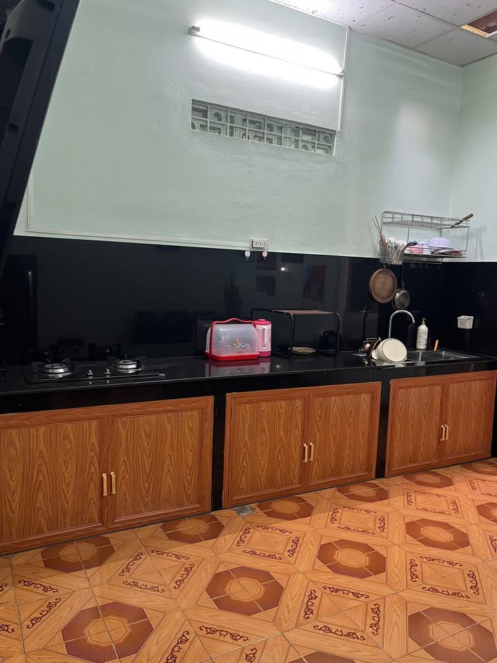 Nhà mặt tiền Phan Đình Giót, 40m² giá 5 triệu/tháng - Gác lửng thoáng mát!