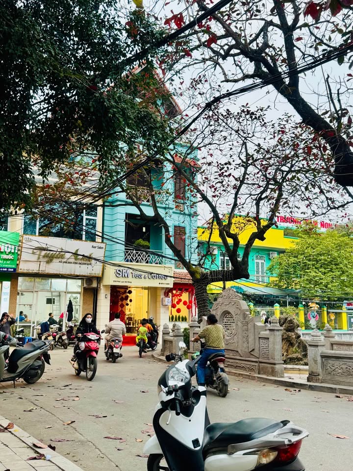 Nhà phố Lụa, Hà Đông 40m² giá thỏa thuận - Nhà đẹp ở ngay, ngõ ba gác