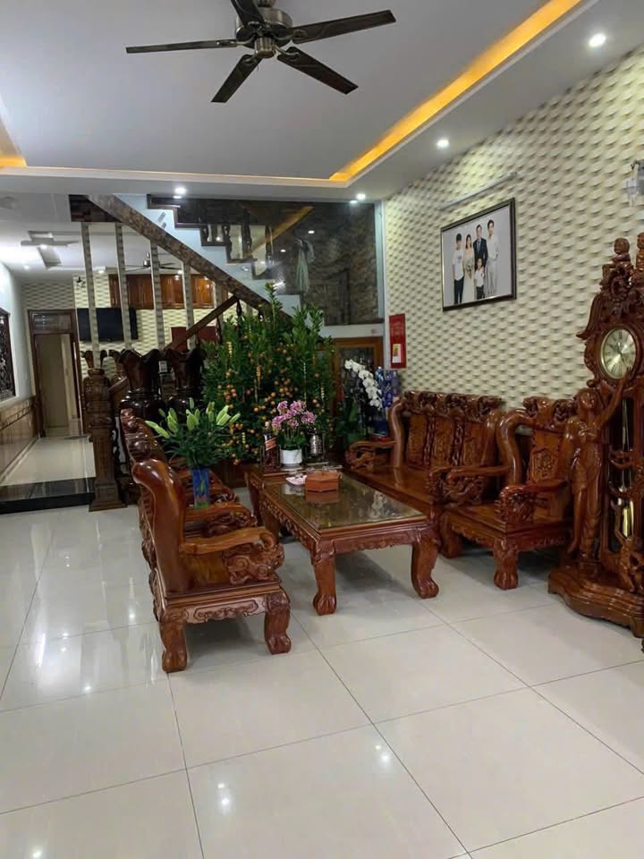 Nhà phố Gò Dầu, Tân Phú 75m² giá 9.6 tỷ - Khu dân trí cao, gần công viên!