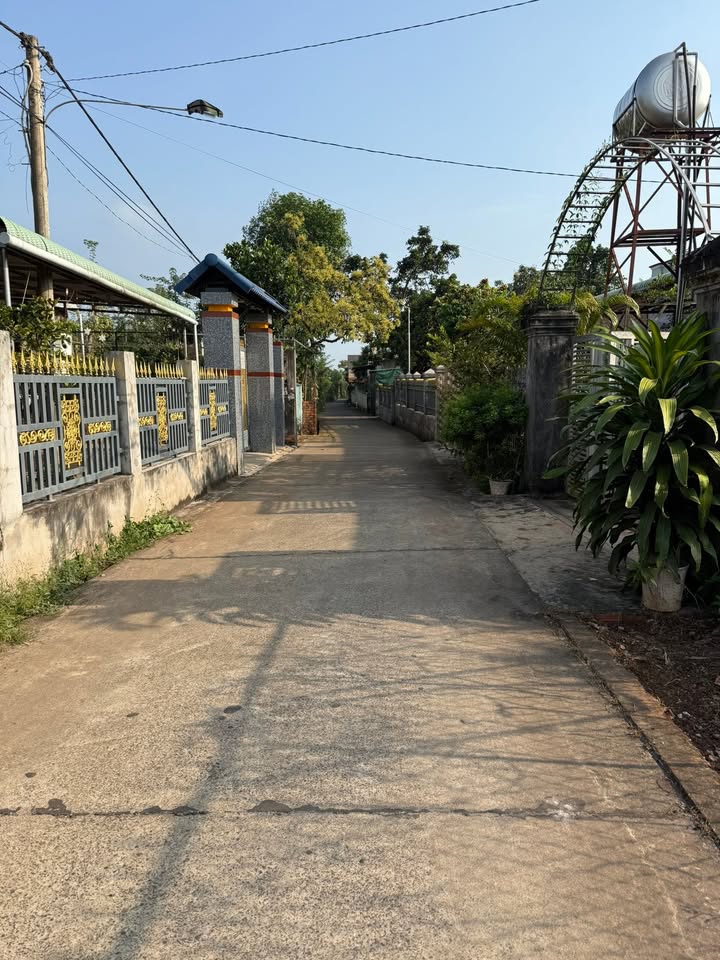 Nhà bán tại Xã Xuân Sơn, Châu Đức, Bà Rịa - Vũng Tàu 218m² - Khu dân cư an ninh, tiện ích đầy đủ!