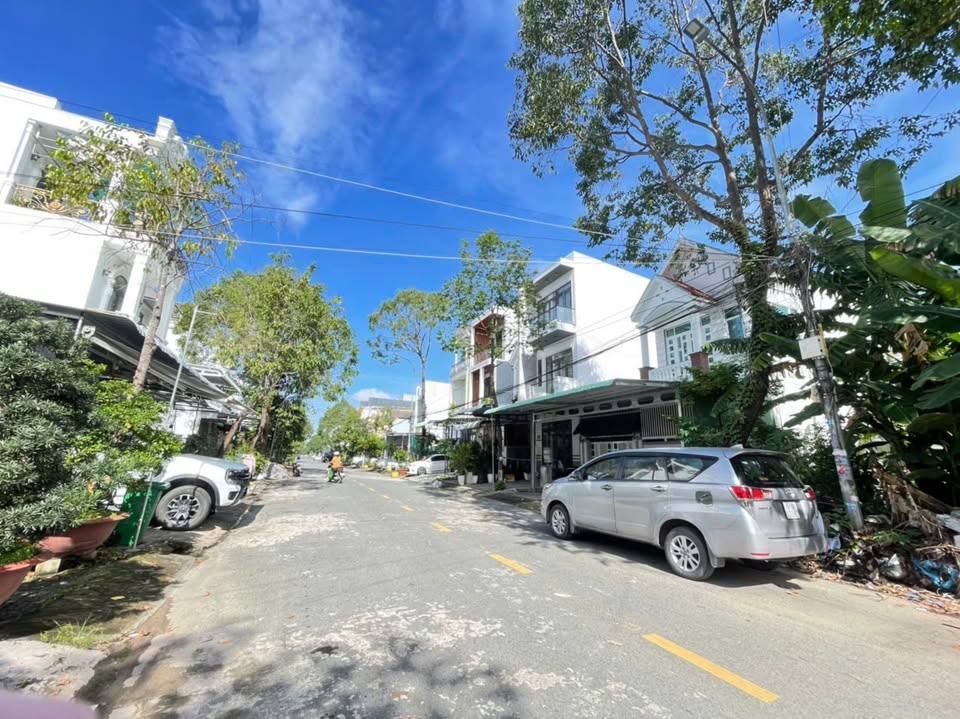 Nhà góc 2 mặt tiền đường Trần Văn Long, KDC Thới Nhựt 155m² - Sổ hồng hoàn công!