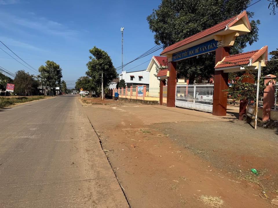 Nhà tại thôn 8 Cư Bua, Buôn Ma Thuột 400m² giá 2.99 tỷ - Không gian thoáng mát, tiện nghi!