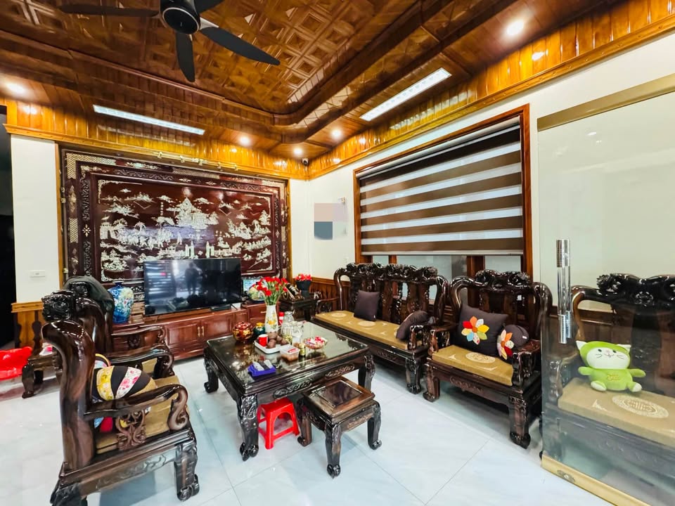 Biệt thự siêu vip Lương Ngọc Quyến 172m² giá 13 tỷ - Nội thất đẹp, thang máy hiện đại!