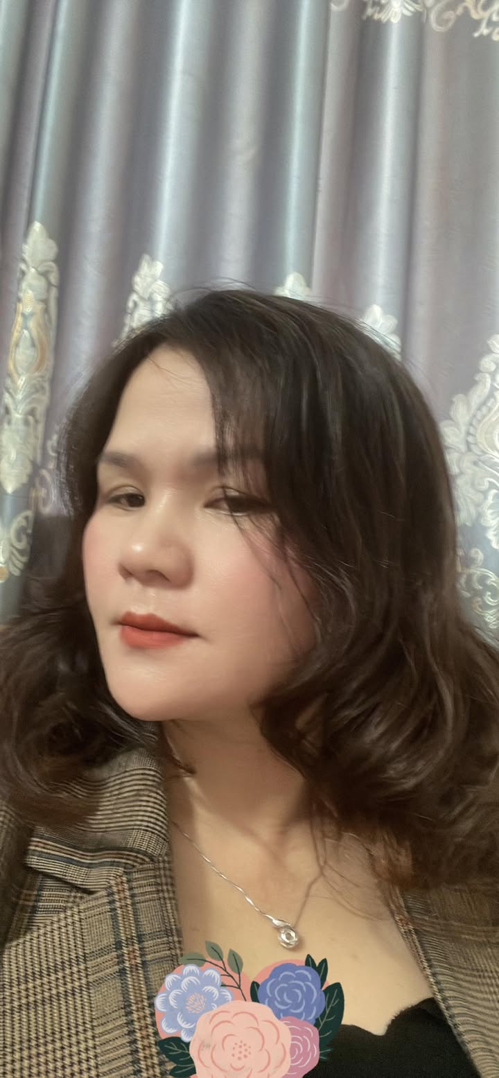 Nhà phố Hẻm Bùi Viện, Quận 1, Diện tích 238m², Chỉ 5 tỷ - Ô tô tránh nhau thoải mái!