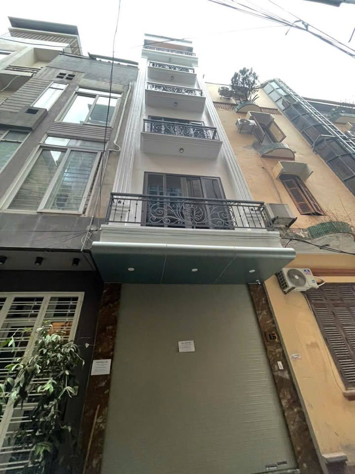 Nhà 6 tầng Nguyễn Chí Thanh, Đống Đa 36m² giá 22 tỷ - Vị trí đắc địa cho thuê và ở ngay!
