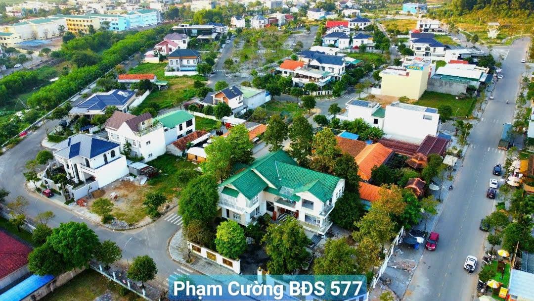 Biệt thự Hướng Nam Kon Plông 300m² giá 3.2 tỷ - Sẵn sàng vào ở!