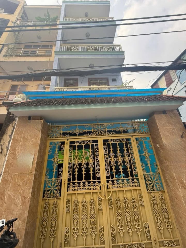 Nhà phố Lý Thái Tổ, Quận 10, 82m² - Vào ở ngay, tiện ích đầy đủ!