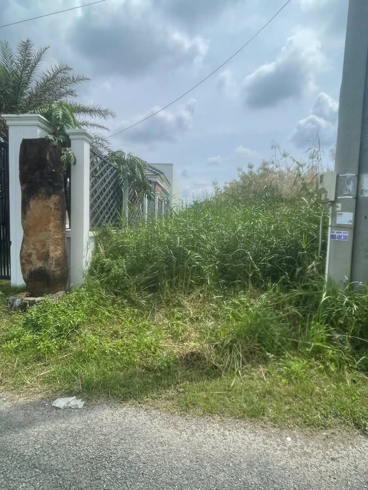 Bán đất thổ cư Phường 9, Vĩnh Long 194m² giá 1.3 tỷ - Đường nhựa ô tô thuận tiện!