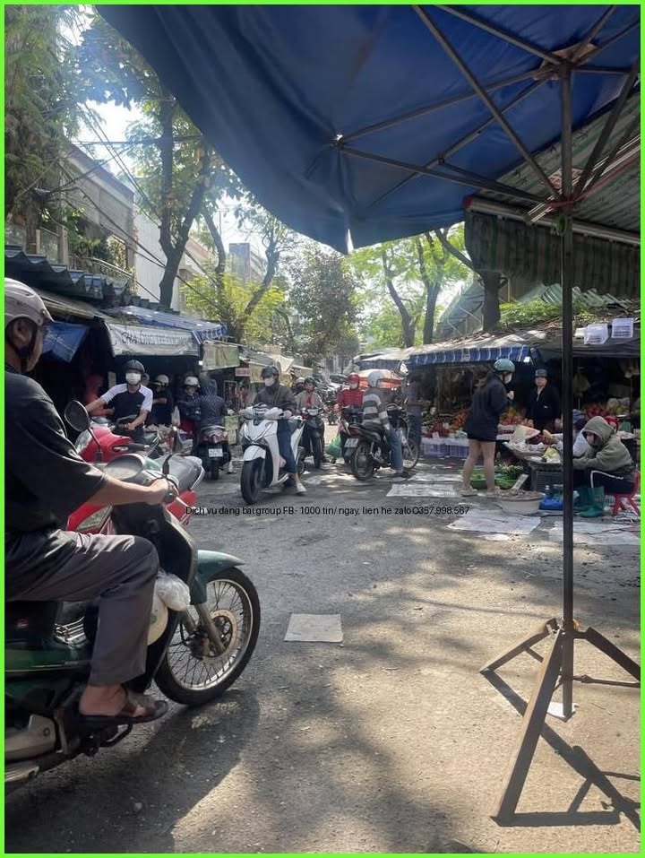 Nhà phố kinh doanh mặt tiền chợ Mỹ Đa Đông 2 - 3 tầng, giá 24 tỷ - Cơ hội đầu tư hiếm có!