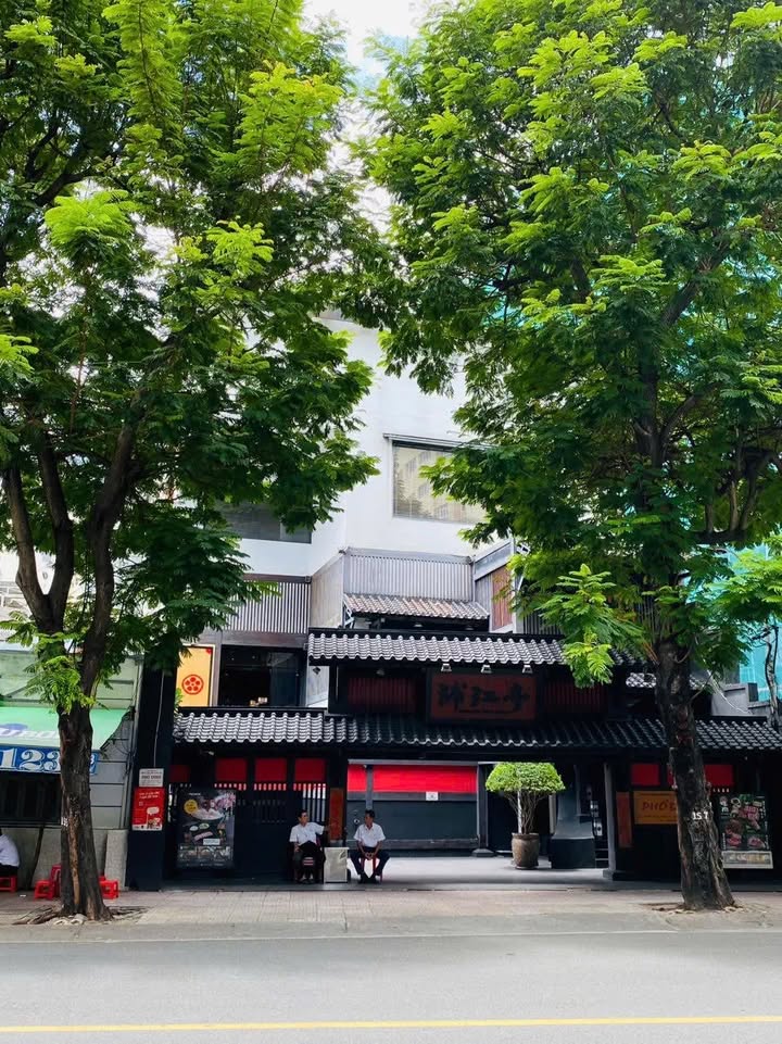 Cho thuê mặt tiền 125a Trần Quốc Thảo, Quận 3, 543m² - Vị trí đắc địa, hợp đồng thuê 15.000$/tháng!