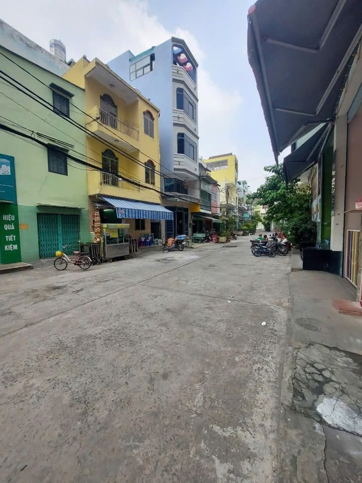 Nhà riêng Lò Siêu, Q. 11, 38m² giá 7.9 tỷ - Chính chủ bán gấp!