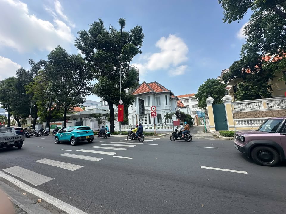 Biệt Thự Townhouse 212 Võ Thị Sáu, Quận 3 - Diện tích 527m², giá 300 tỷ - Vị trí đắc địa, pháp lý rõ ràng!