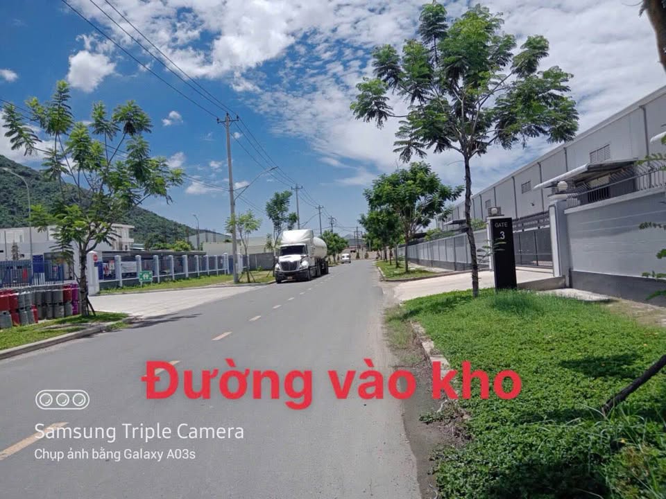 Kho cho thuê 1000m² tại cụm khu công nghiệp Diên Phú - An toàn và tiện lợi!