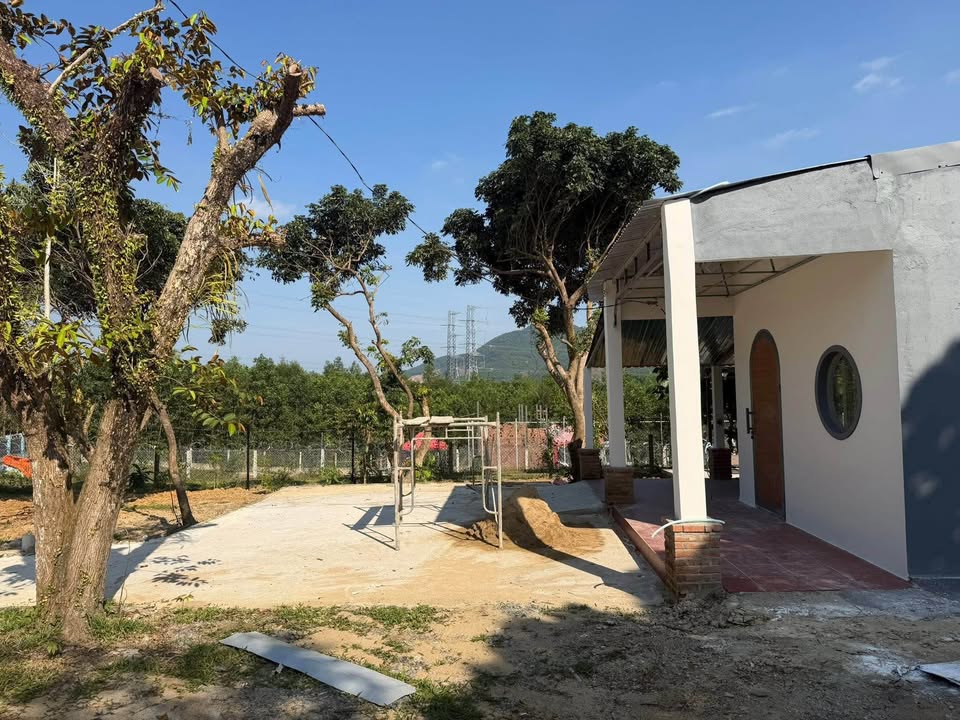 Nhà vườn Hòa Ninh 2000m² giá 2 tỷ - Pháp lý rõ ràng, không quy hoạch!