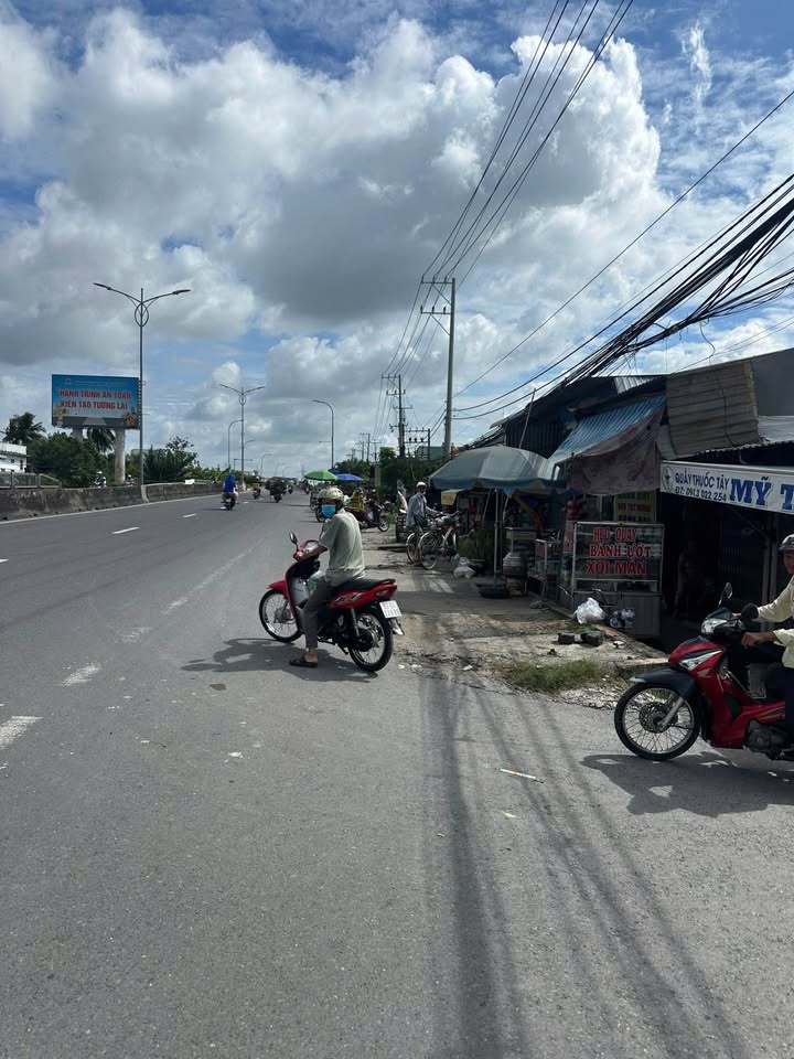 Đất nền Tân Hương Tiền Giang 244m² giá 1.1 tỷ - Cơ hội đầu tư tuyệt vời!