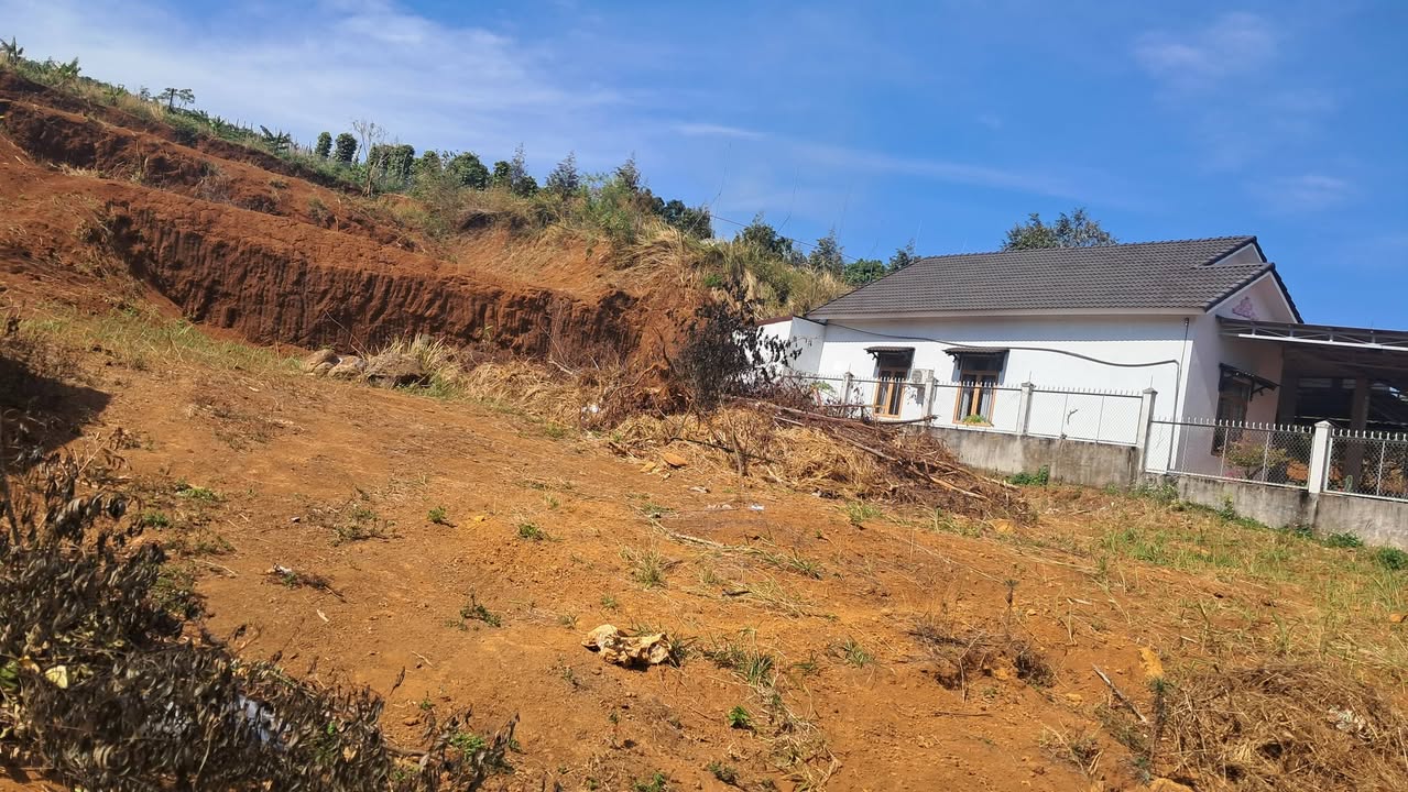 Đất nền xã Đắk Nia 1600m² giá 800 triệu - Lô góc hai mặt tiền đẹp!