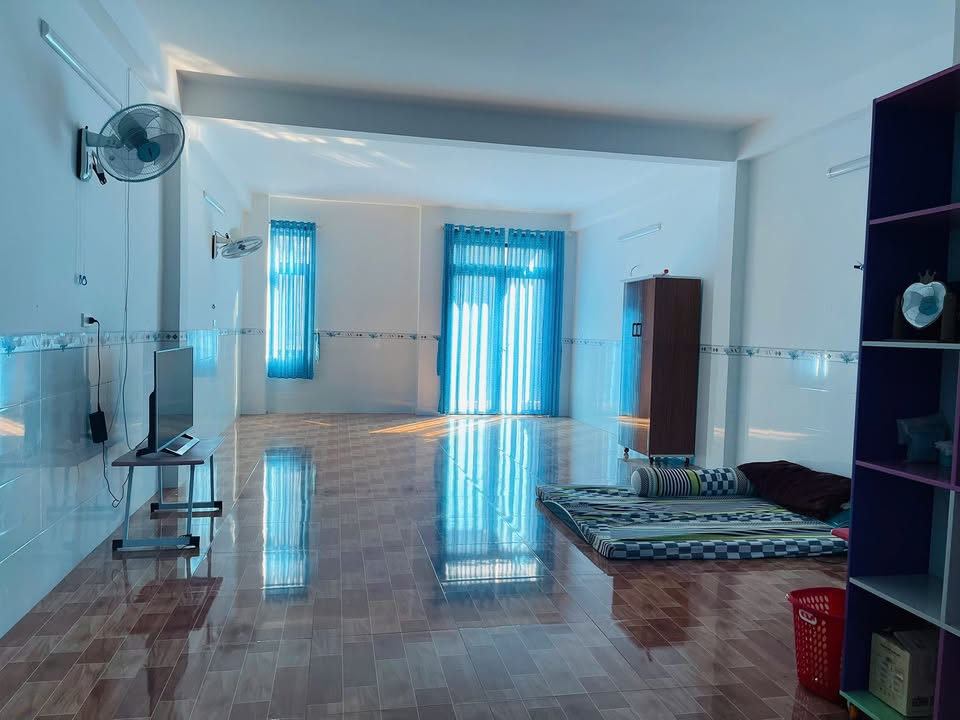 Nhà 3 tầng khu Sùng Đức TP Gia Nghĩa 132m² giá 1.25 tỷ - Cơ hội vàng cho gia đình!