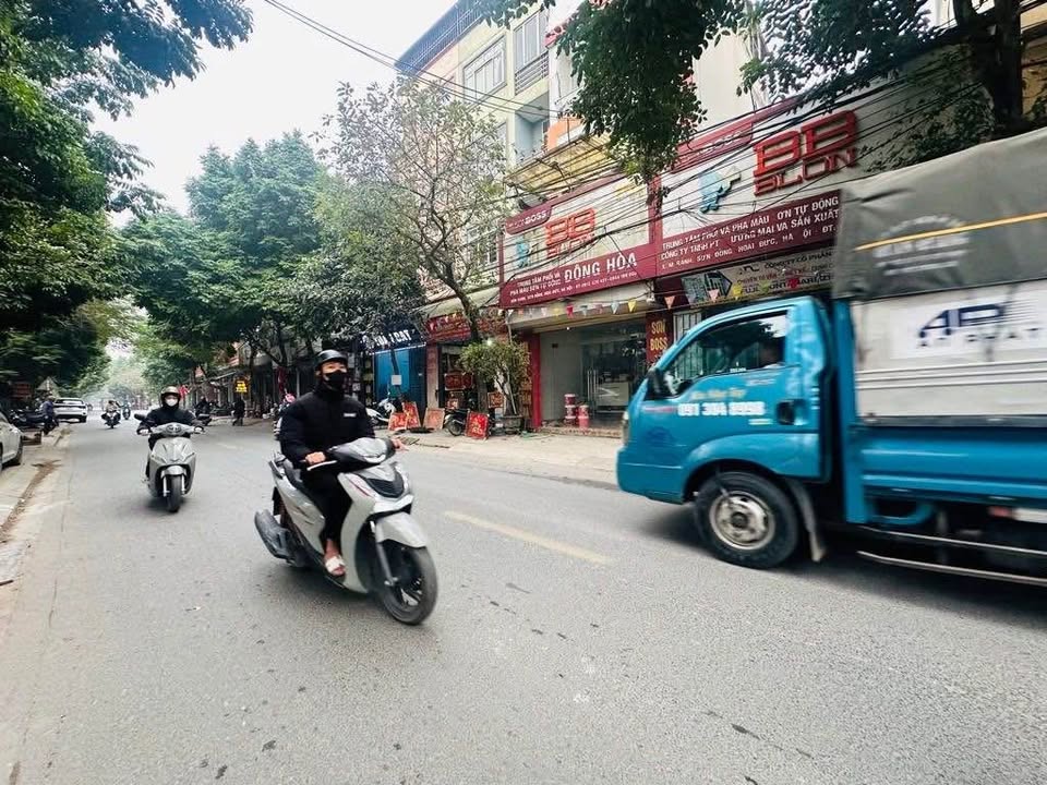 FrontHouse Hoài Đức 57m² giá thỏa thuận - Mặt phố kinh doanh sầm uất!