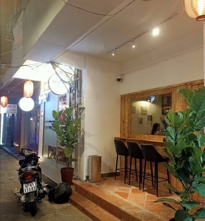 FrontHouse Thái Văn Lung, Quận 1, 29m² giá 16.8 tỷ - Dòng tiền ổn định 60 triệu/tháng!