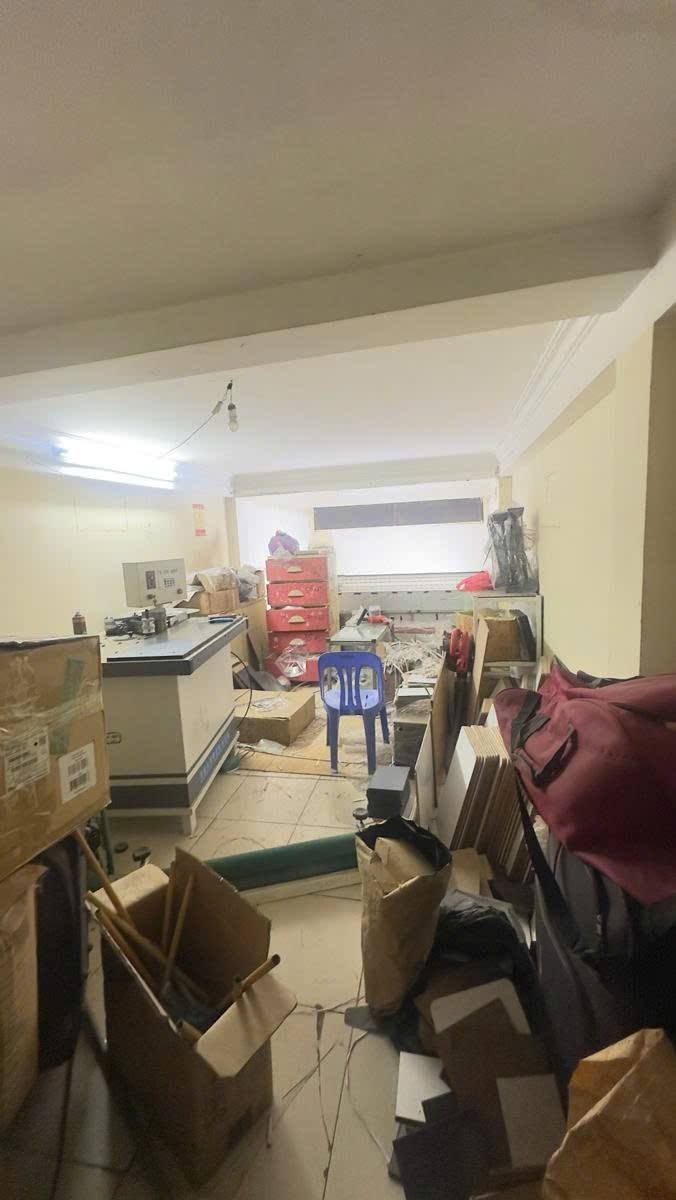 Bán gấp FrontHouse Nguyễn Trãi 28m² giá 12.9 tỷ - Mặt phố căn góc, tiềm năng lớn!