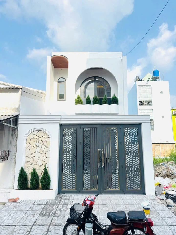 Nhà mặt tiền Phùng Khắc Khoan, Rạch Giá 100m² giá 3 tỷ - Dọn vào ở ngay!