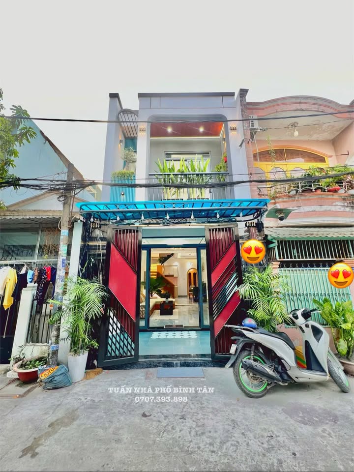 Nhà Bình Tân 56m² giá 5.95 tỷ - Chính chủ, full nội thất, đường xe hơi thông!