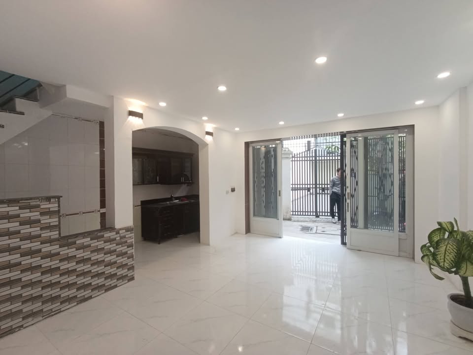 Nhà 3 Tầng Đường An Đà, Quận Ngô Quyền, 32m² giá 2.55 tỷ - Hướng Tây, Ô tô cách nhà 20m!