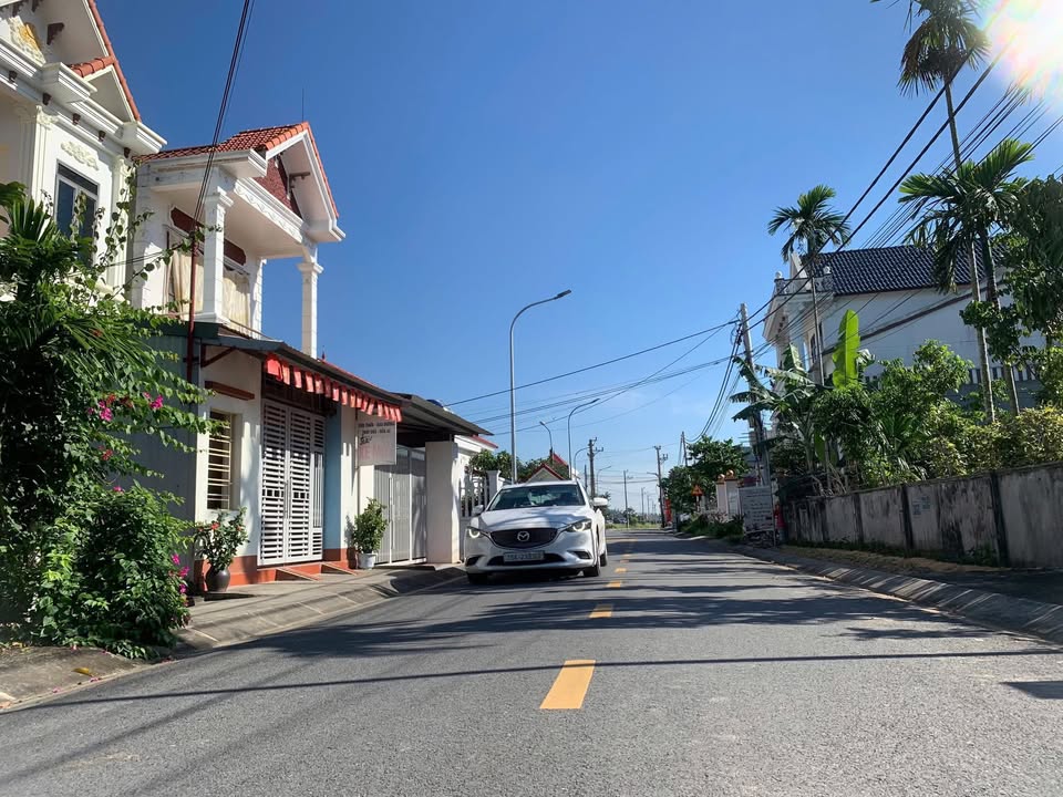 Đất nền Văn Cao, Hữu Bằng 99m² giá 1 tỷ - Tiềm năng đầu tư hấp dẫn!