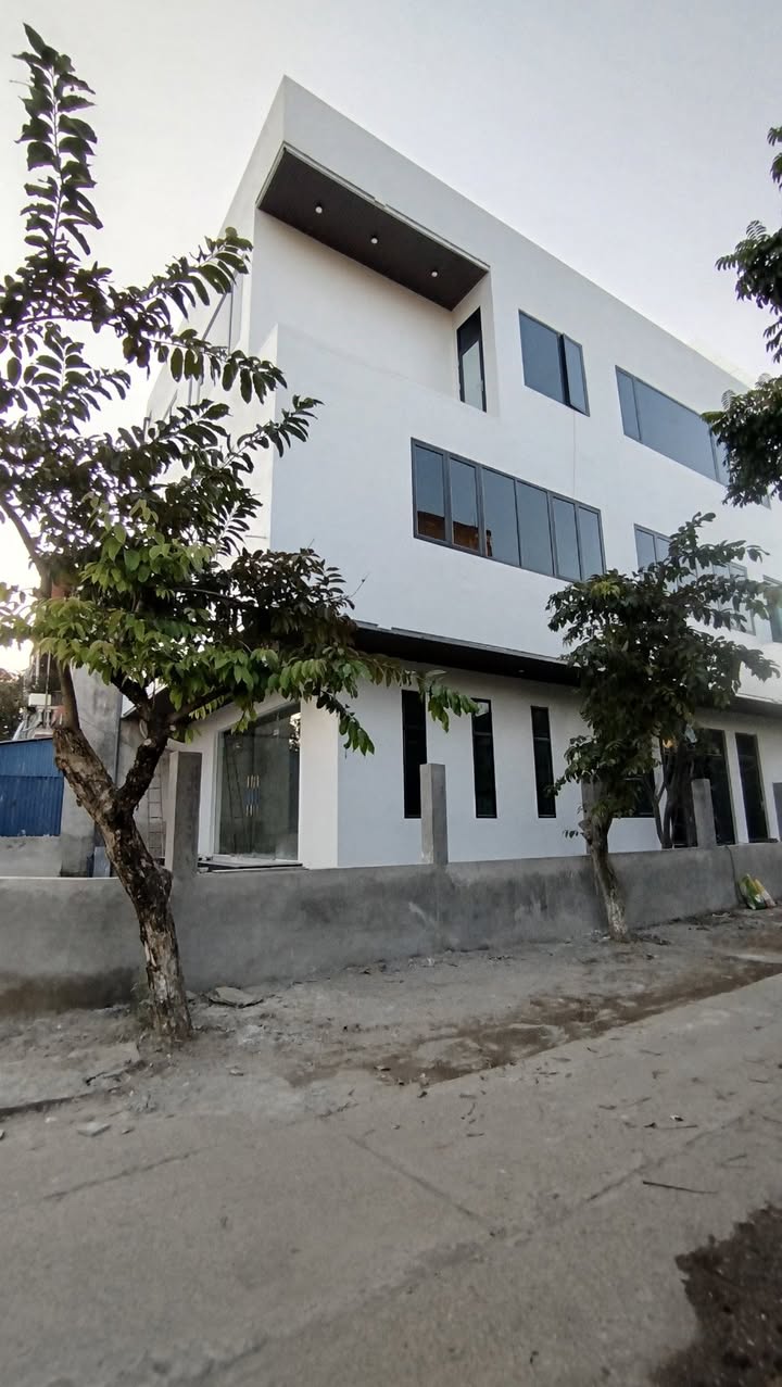 Nhà cho thuê tại Khu trường Tiểu học+THCS Độc Lập, Phường Trung Thành - Không gian lý tưởng cho gia đình!