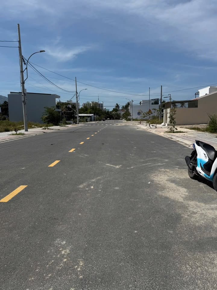 Đất nền TĐC Ngọc Hiệp Nha Trang 107.5m² giá 5 tỷ - Đường số 4 rộng 20m