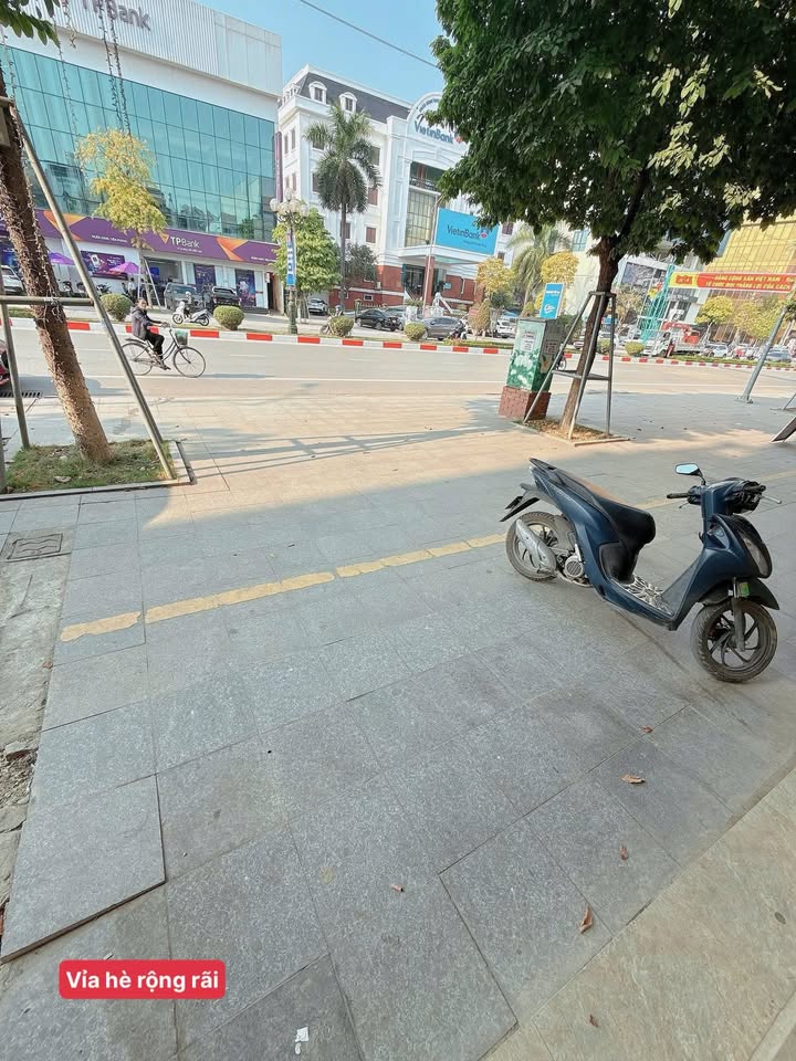 Nhà mặt tiền cho thuê tại Hoàng Văn Thụ, Thái Nguyên 4 tầng - Kinh doanh sầm uất!