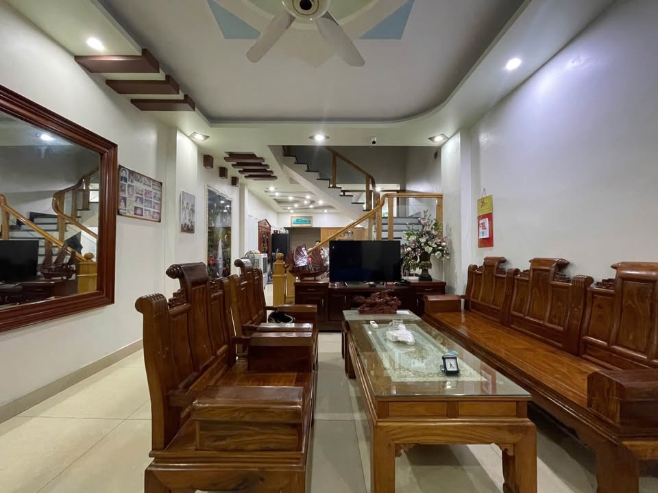 Nhà dân xây độc lập tại Cát Bi, Hải Phòng 91,6m² giá 7 tỷ - Hàng hiếm không thể bỏ lỡ!