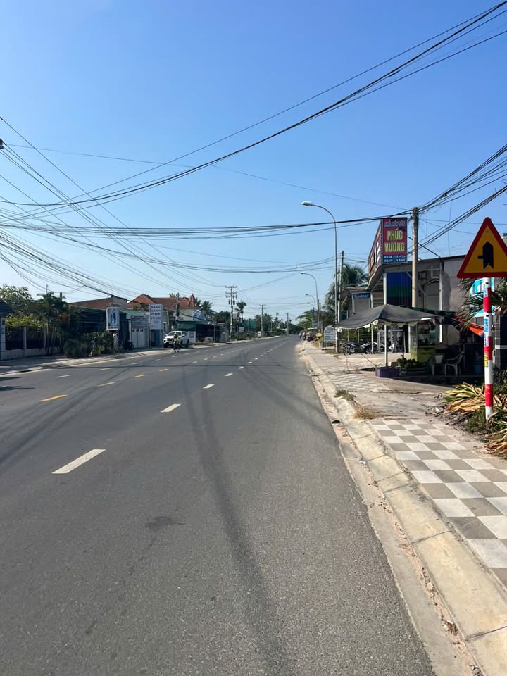 Đất thổ cư Hẻm Nguyễn Chí Thanh Quận 10, 112m² giá 570 triệu - Cơ hội đầu tư tuyệt vời!