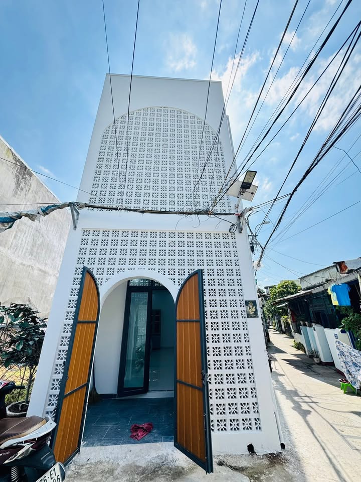 Nhà mới hoàn thiện hẻm 134 Nguyễn Thụy 58m² giá 1.45 tỷ - Thiết kế lô góc tiện nghi!