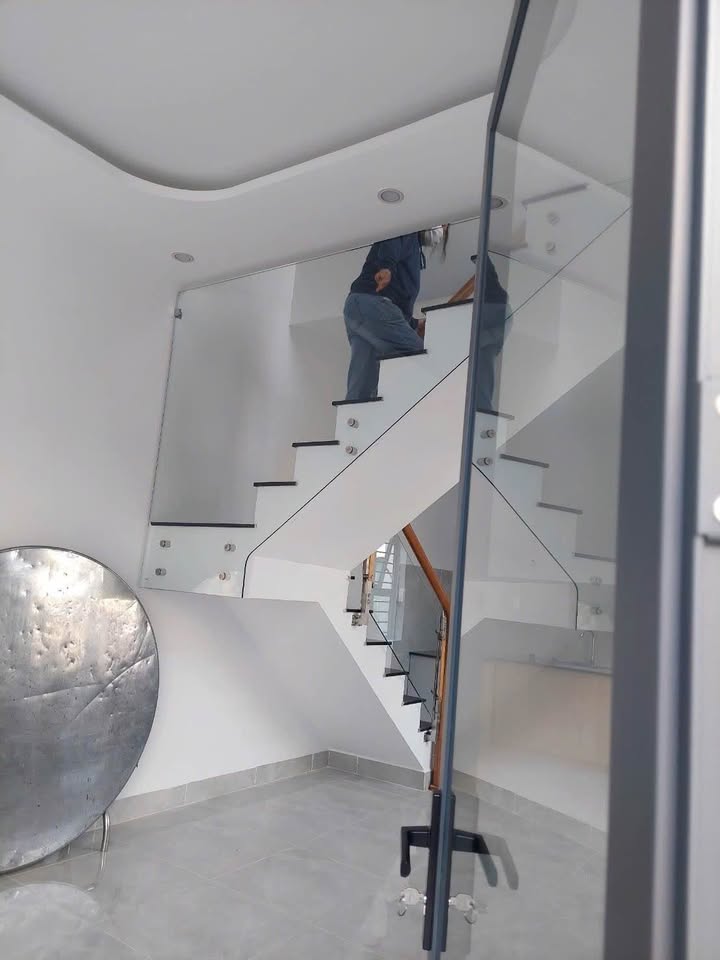 Nhà 1 trệt 1 lầu tại hẻm 70 Lưu Hữu Phước, Vũng Tàu 80m² giá 2.5 tỷ - Ô tô vào tận nhà!